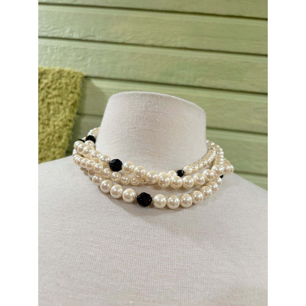 Vintage Multi Strand Faux Pearl Necklace‎ Cream Black Faceted Bead Layered Hook